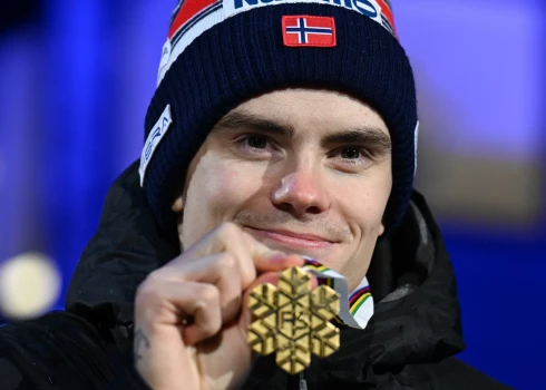Futbolā atkal grib mainīt noteikumus, norvēģu krāpšanās pasaules čempionātā un Vainšteins aiz restēm. Aizejošā nedēļa sportā Futbolā atkal grib mainīt noteikumus, norvēģu krāpšanās pasaules čempionātā un Vainšteins aiz restēm. Aizejošā nedēļa sportā