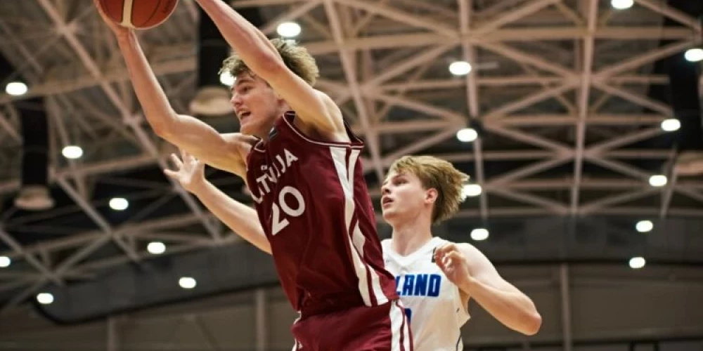 Latviešu izcelsmes basketbolists Jīnemanis pagarina līgumu ar Vācijas bundeslīgas klubu Latviešu izcelsmes basketbolists Jīnemanis pagarina līgumu ar Vācijas bundeslīgas klubu