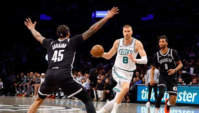 Porziņģis atgriežas laukumā un palīdz “Celtics” uzvarēt “Kings” Porziņģis atgriežas laukumā un palīdz “Celtics” uzvarēt “Kings”
