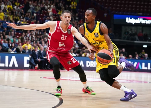 Žagars nespēlē, bet “Fenerbahce” pārspēj “Emporio Armani” Žagars nespēlē, bet “Fenerbahce” pārspēj “Emporio Armani”