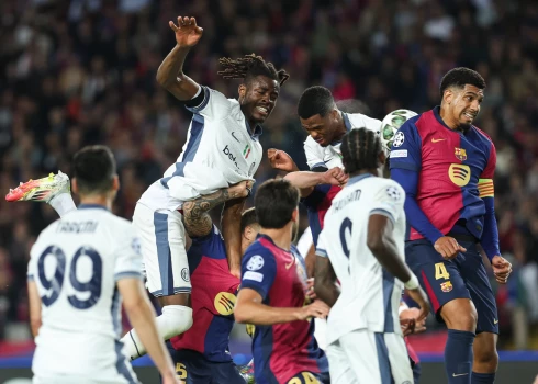 “Barcelona” izglābjas divas reizes un noslēdz UEFA Čempionu līgas pusfināla pirmo spēli ar neizšķirtu pret “Inter” “Barcelona” izglābjas divas reizes un noslēdz UEFA Čempionu līgas pusfināla pirmo spēli ar neizšķirtu pret “Inter”
