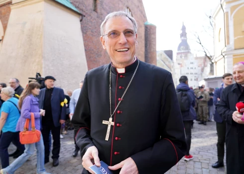 “Mēs nekad neesam vieni savās problēmās,” ko Lieldienās vēl Latvijas kristīgo konfesiju vadītāji “Mēs nekad neesam vieni savās problēmās,” ko Lieldienās vēl Latvijas kristīgo konfesiju vadītāji