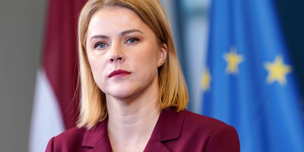 Siliņa sola neapstāsies pie sasniegtā un turpināt cīņu ar birokrātijas mazināšanu Siliņa sola neapstāsies pie sasniegtā un turpināt cīņu ar birokrātijas mazināšanu