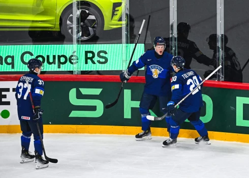 VIDEO: Somijas hokejisti neticami izglābjas un papildlaikā pieveic Franciju VIDEO: Somijas hokejisti neticami izglābjas un papildlaikā pieveic Franciju